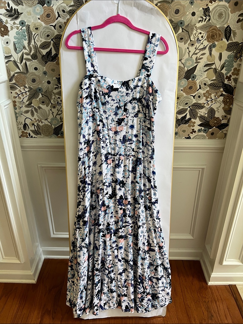 VINCE CAMUTO
Smocked Back Challis Maxi Dress